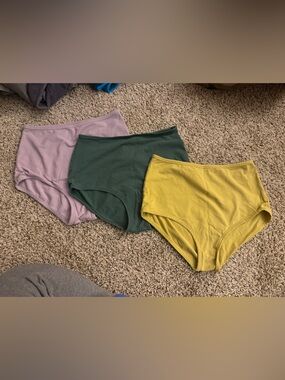 ARQ High-Waist Cotton Briefs Trio in Lavender, Forest Green & Mustard XL